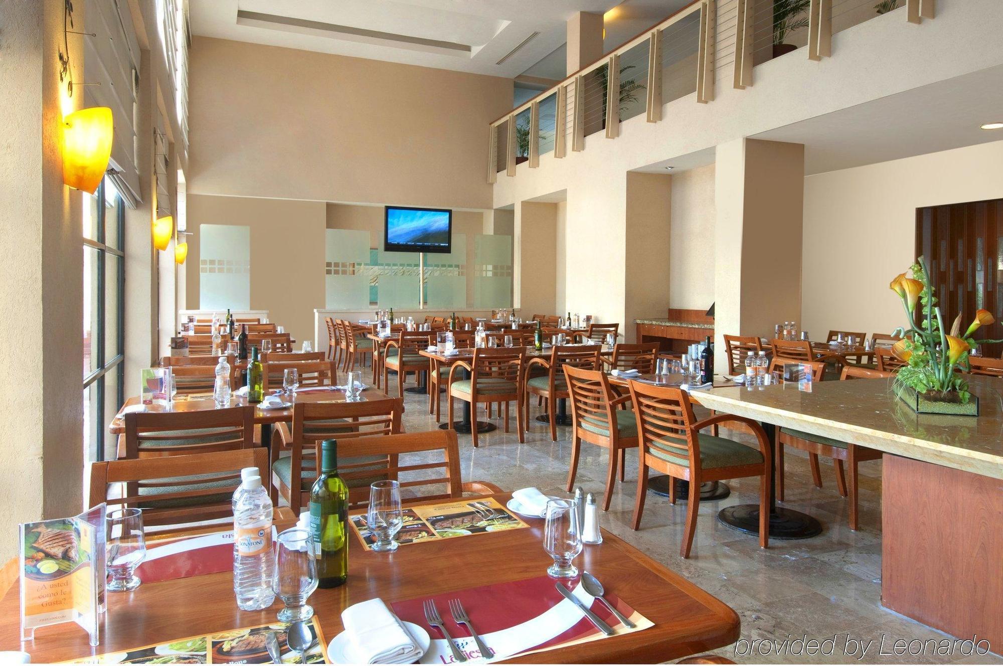 Fiesta Inn Poza Rica Restaurant photo
