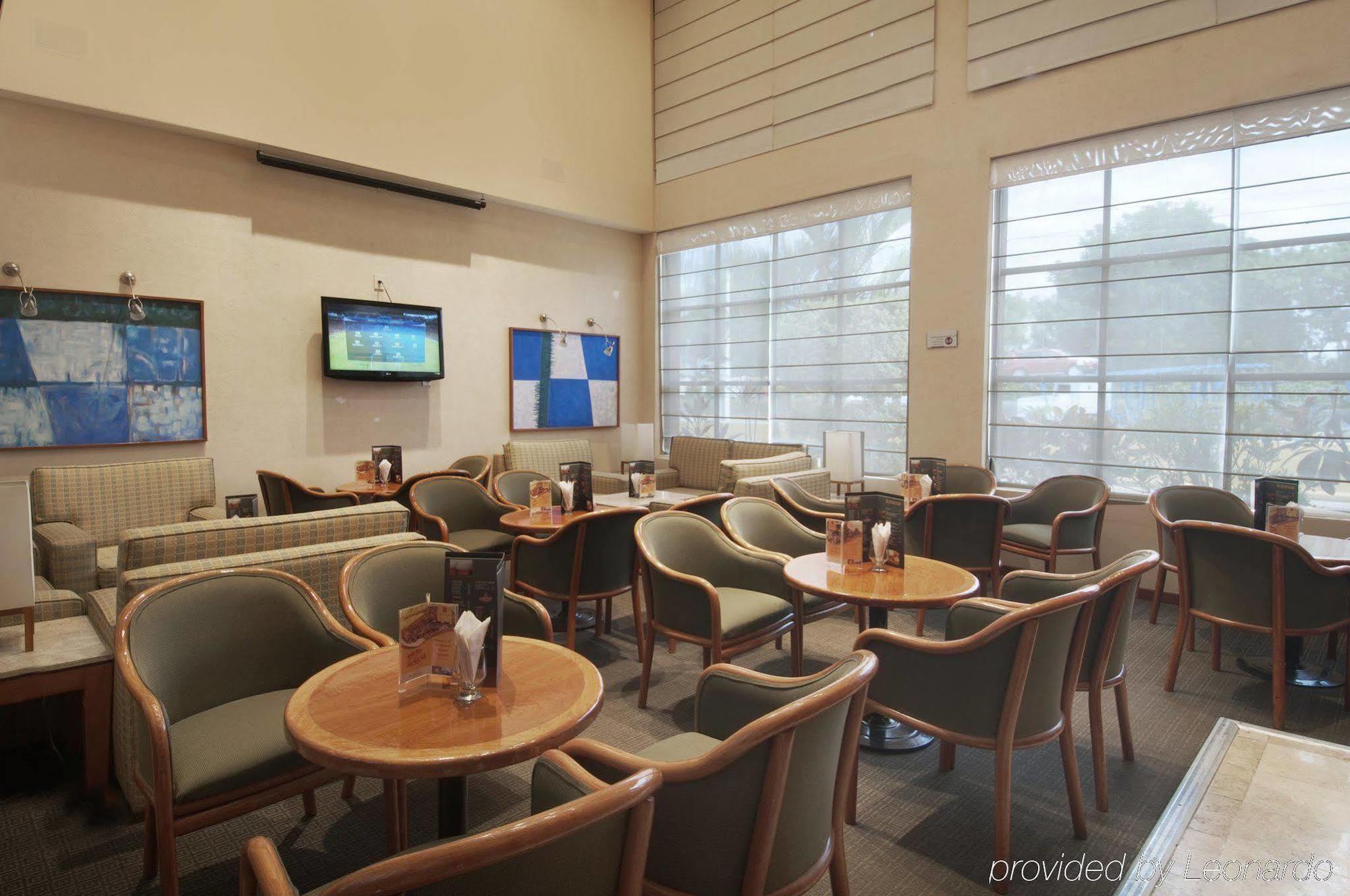 Fiesta Inn Poza Rica Restaurant photo